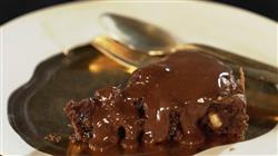 Γλυκές Αλχημείες - brownie  με ξηρούς καρπούς, ζεστή σοκολάτα, κέικ με τσένταρ και σύκα, αέρινη μους σοκολάτας