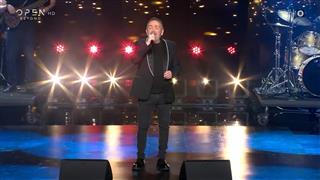 Ο Σταμάτης Γονίδης ερμηνεύει τα δύο νέα του τραγούδια